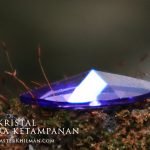 kristal buka aura ketampanan