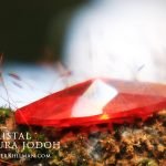 kristal buka aura jodoh